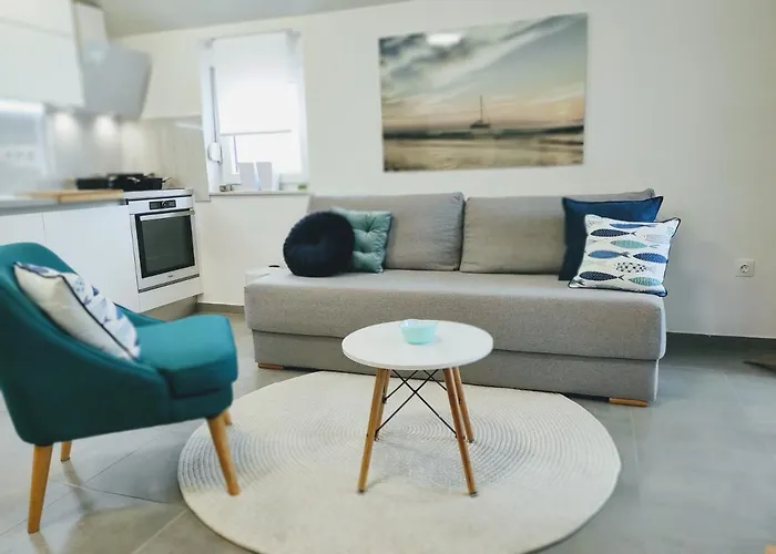 Sunrise Apartament Mandre