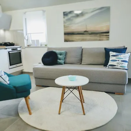 Sunrise Apartment Mandre